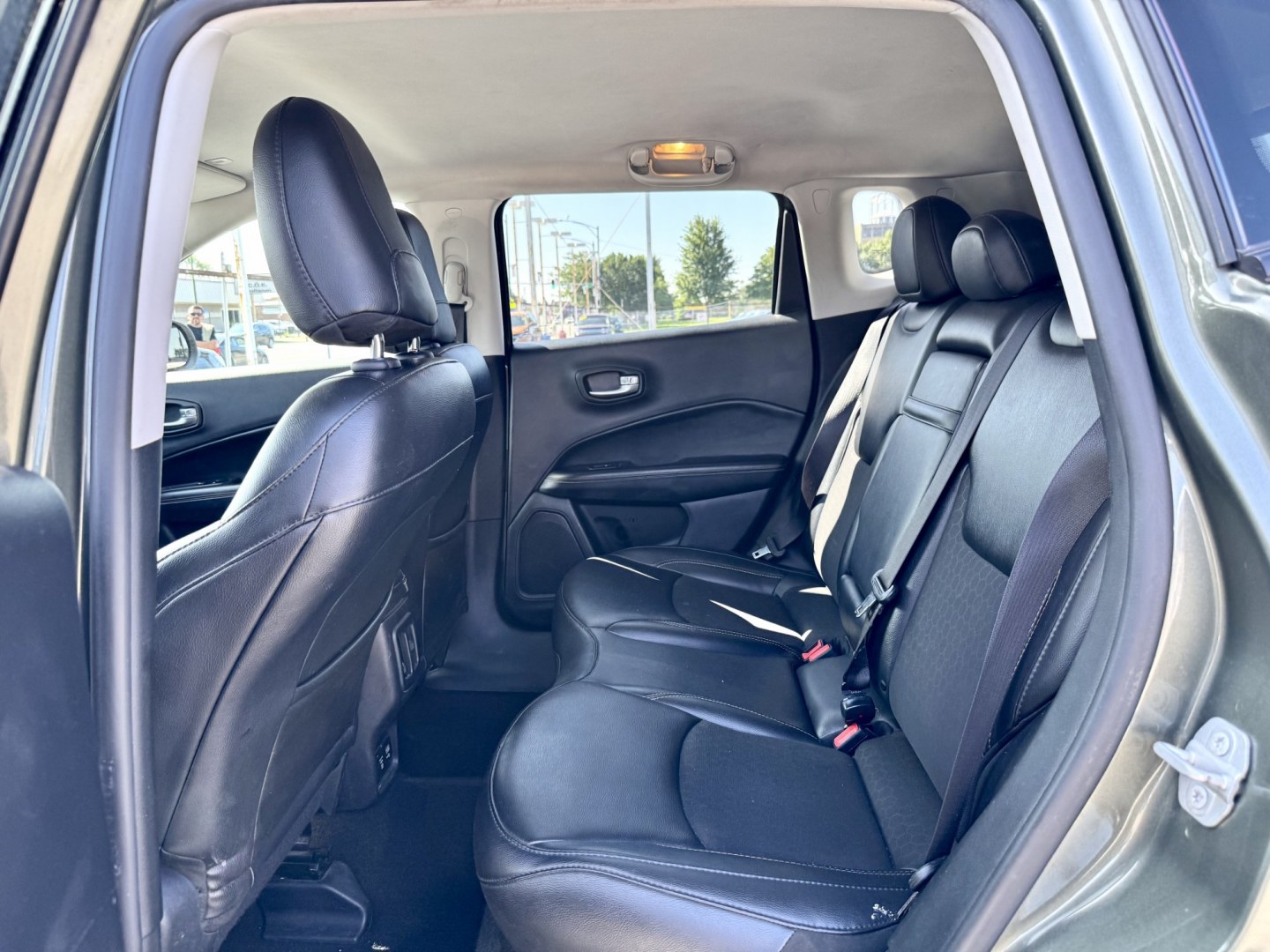 2019 GREEN Jeep Compass Sport 4WD (3C4NJDBB4KT) with an 2.4L L4 DOHC 16V engine, located at 7600 S Western Ave., Chicago, IL, 60620, (773) 918-3980, 0.000000, 0.000000- Photo#8