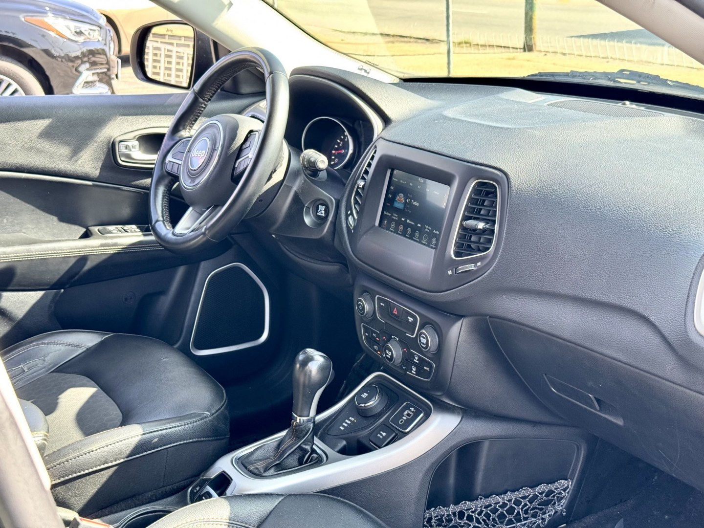 2019 GREEN Jeep Compass Sport 4WD (3C4NJDBB4KT) with an 2.4L L4 DOHC 16V engine, located at 7600 S Western Ave., Chicago, IL, 60620, (773) 918-3980, 0.000000, 0.000000- Photo#10