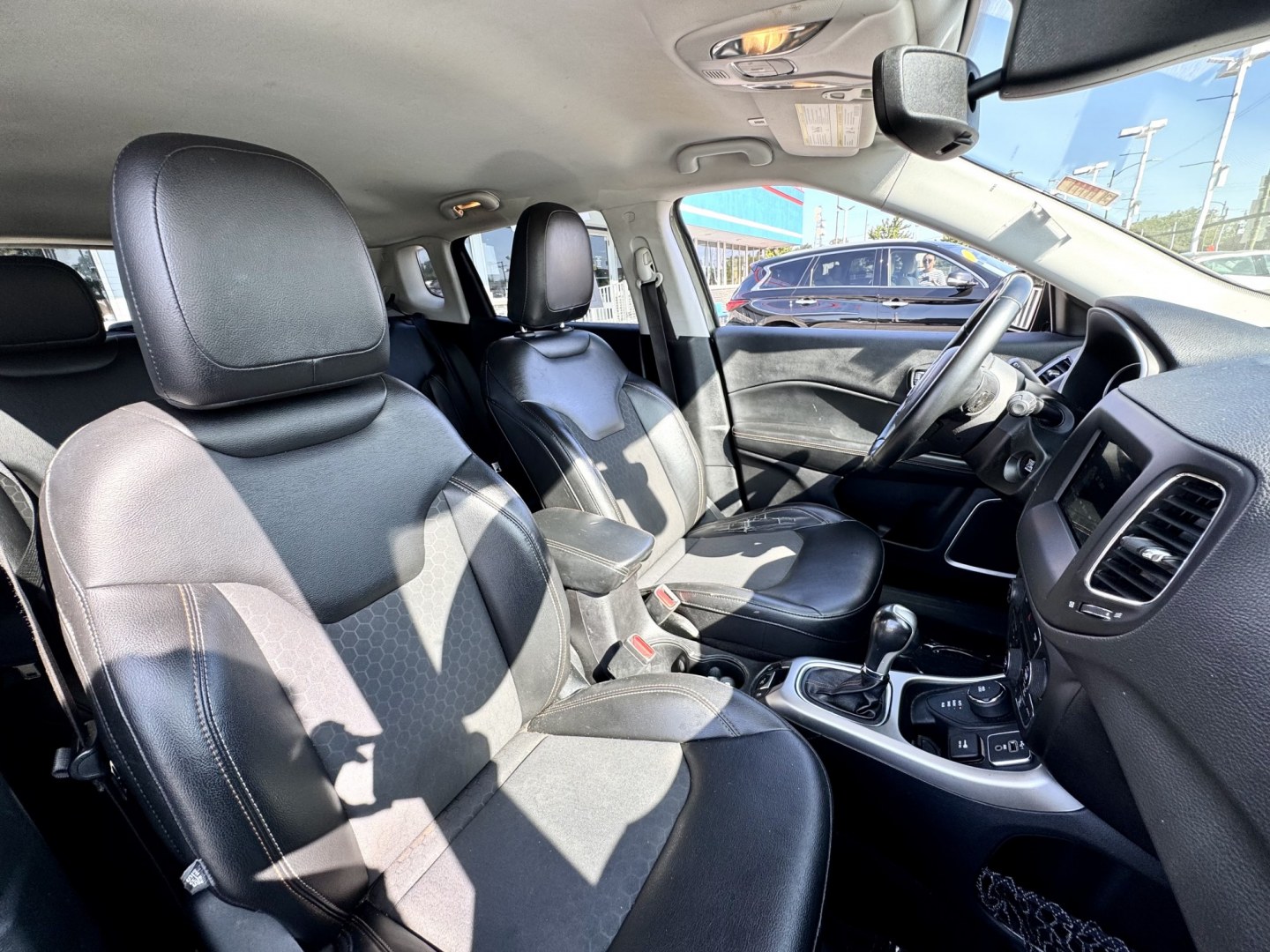 2019 GREEN Jeep Compass Sport 4WD (3C4NJDBB4KT) with an 2.4L L4 DOHC 16V engine, located at 7600 S Western Ave., Chicago, IL, 60620, (773) 918-3980, 0.000000, 0.000000- Photo#11