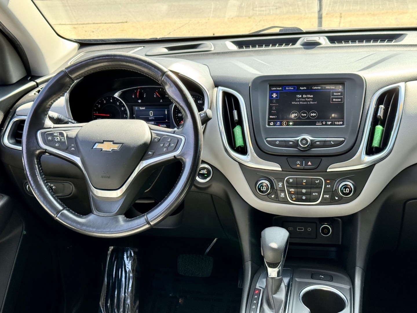 2022 BLACK Chevrolet Equinox LT 2WD (3GNAXJEV3NL) with an 1.5L L4 DOHC 16V TURBO engine, 6A transmission, located at 7600 S Western Ave., Chicago, IL, 60620, (773) 918-3980, 0.000000, 0.000000- Photo#9