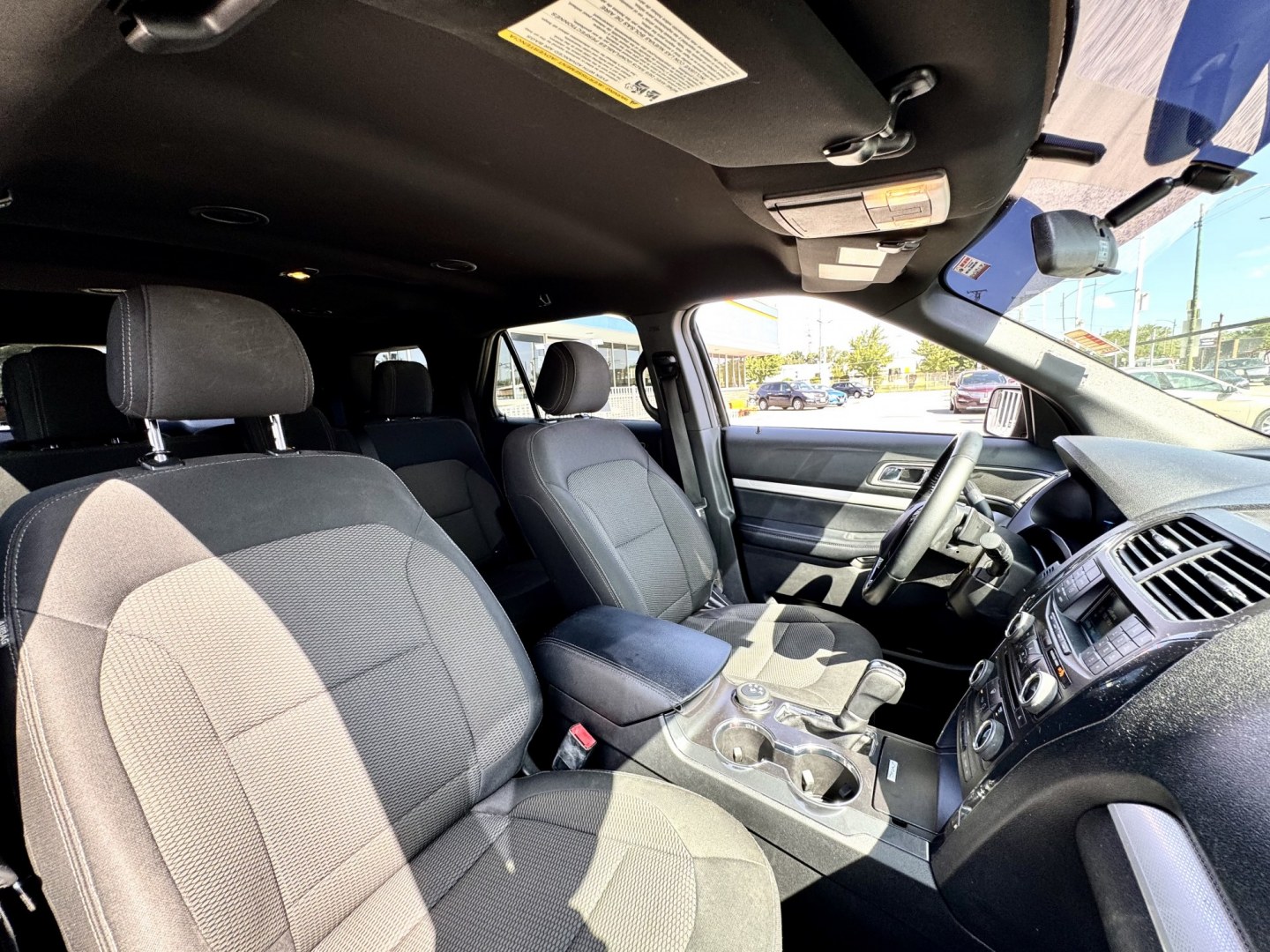 2017 BLACK Ford Explorer XLT 4WD (1FM5K8D87HG) with an 3.5L V6 DOHC 24V engine, 6A transmission, located at 7600 S Western Ave., Chicago, IL, 60620, (773) 918-3980, 0.000000, 0.000000- Photo#12