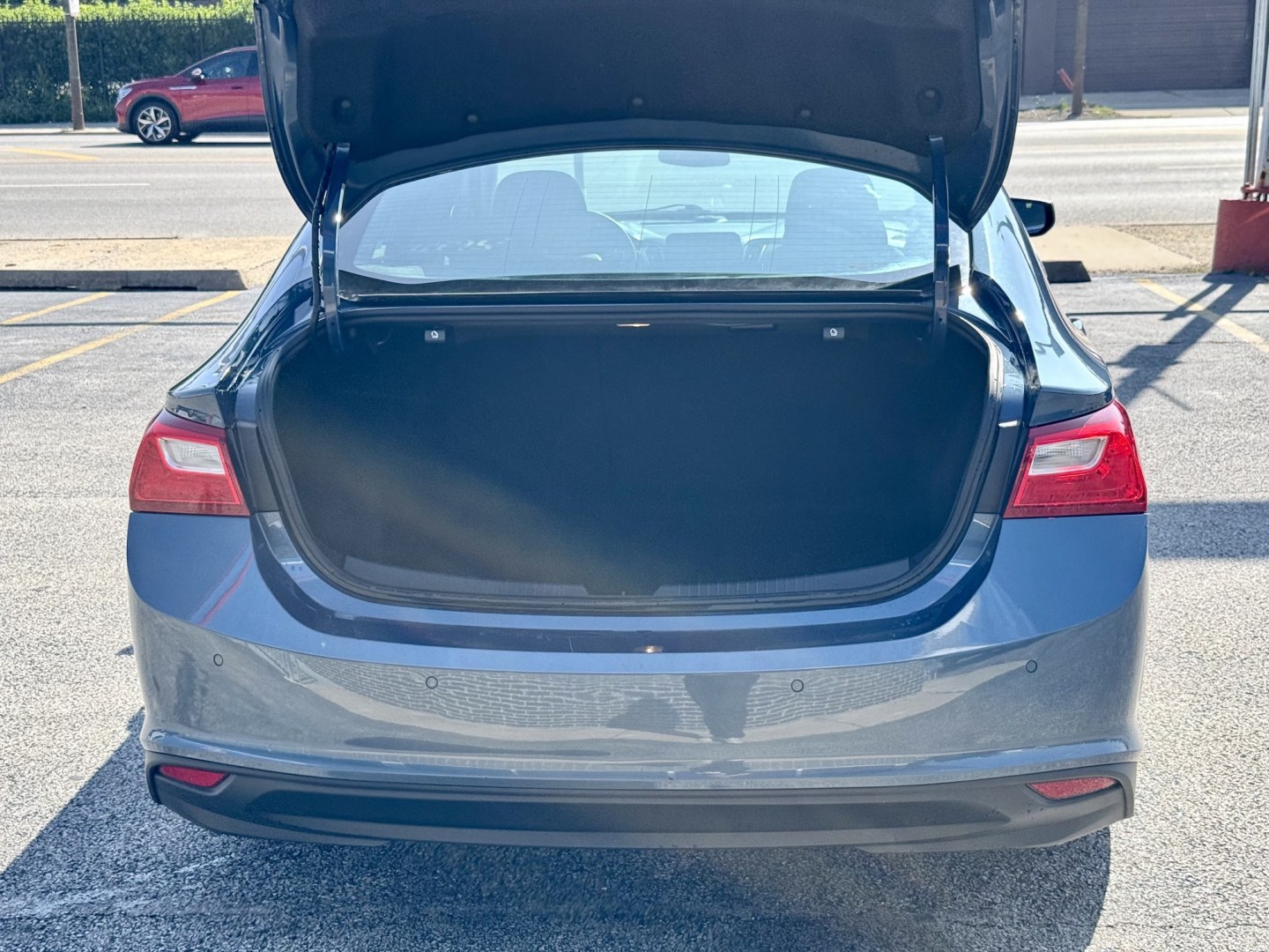 2024 BLUE Chevrolet Malibu 1LT (1G1ZD5ST4RF) with an 1.5L L4 DOHC 16V engine, 6A transmission, located at 7600 S Western Ave., Chicago, IL, 60620, (773) 918-3980, 0.000000, 0.000000- Photo#4