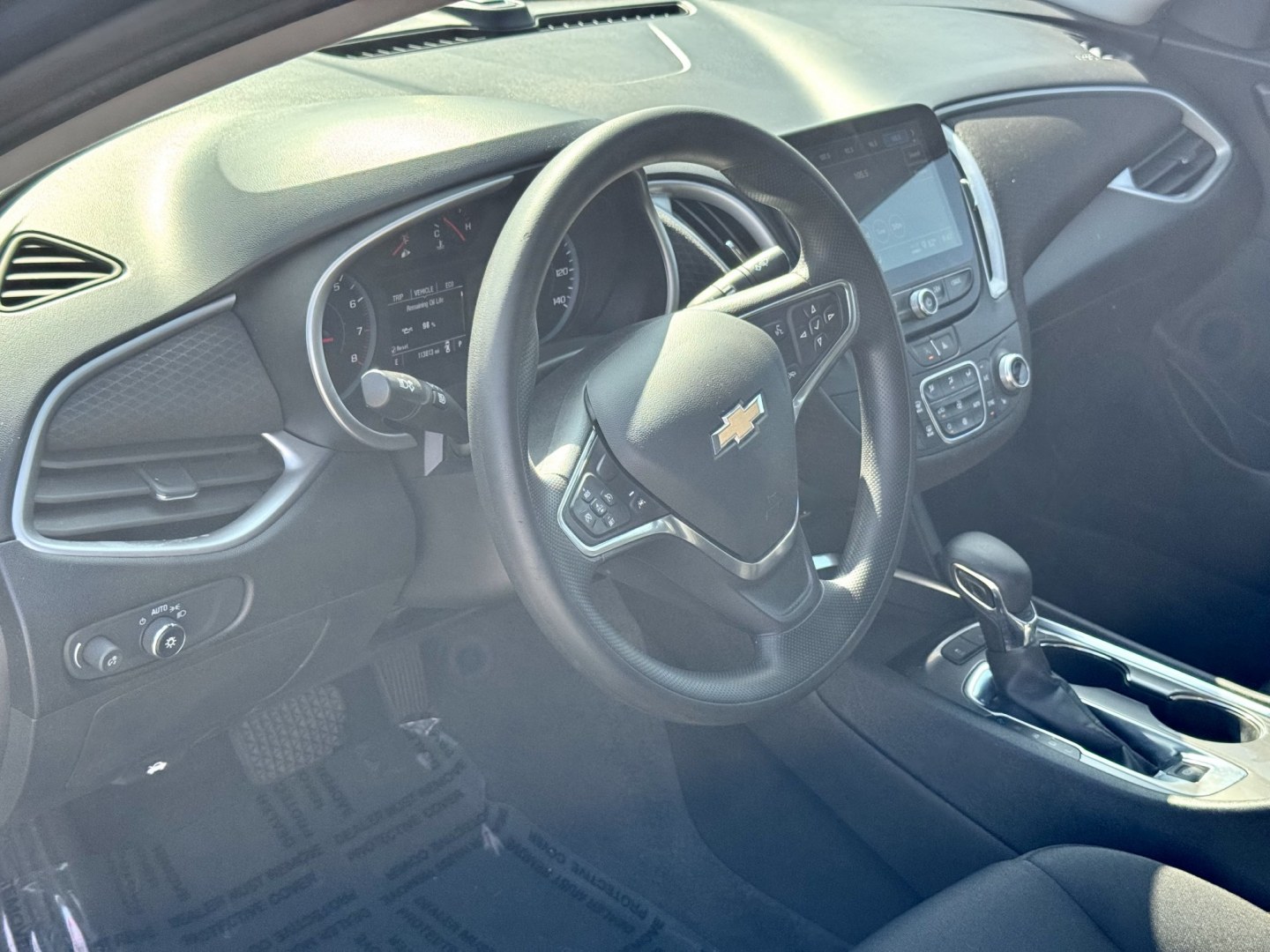2024 BLUE Chevrolet Malibu 1LT (1G1ZD5ST4RF) with an 1.5L L4 DOHC 16V engine, 6A transmission, located at 7600 S Western Ave., Chicago, IL, 60620, (773) 918-3980, 0.000000, 0.000000- Photo#5
