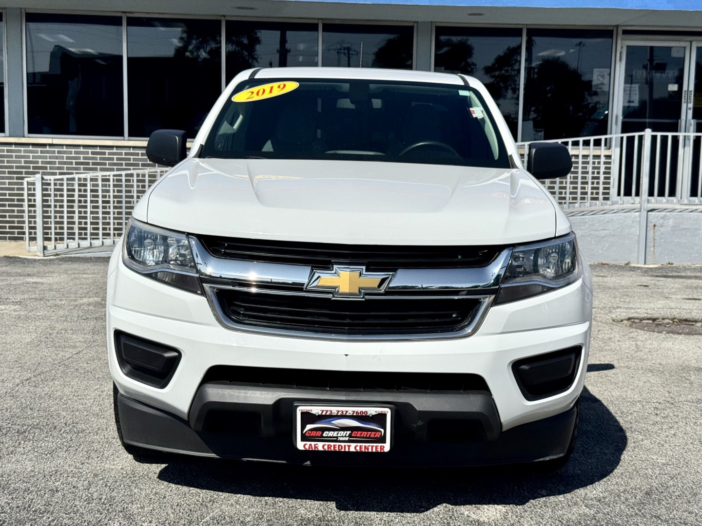 2019 WHITE Chevrolet Colorado Work Truck Ext. Cab 2WD (1GCHSBEN9K1) with an 3.6L V6 DOHC 24V GAS engine, 6A transmission, located at 7600 S Western Ave., Chicago, IL, 60620, (773) 918-3980, 0.000000, 0.000000- Photo#1