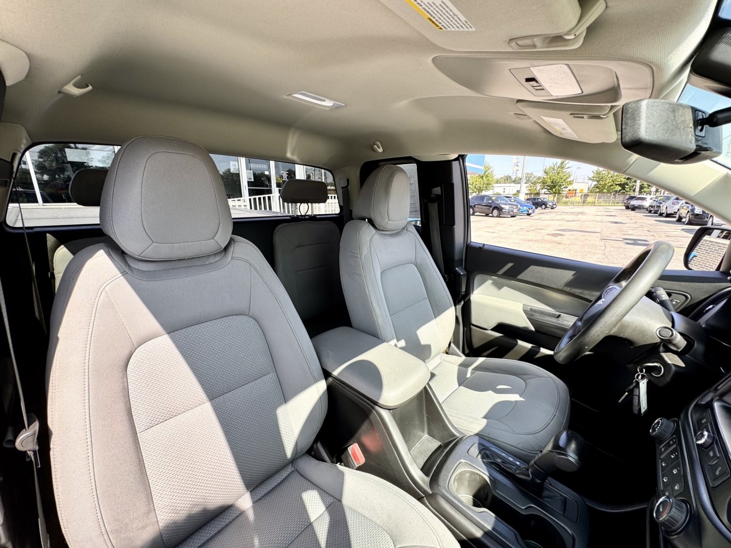2019 WHITE Chevrolet Colorado Work Truck Ext. Cab 2WD (1GCHSBEN9K1) with an 3.6L V6 DOHC 24V GAS engine, 6A transmission, located at 7600 S Western Ave., Chicago, IL, 60620, (773) 918-3980, 0.000000, 0.000000- Photo#10