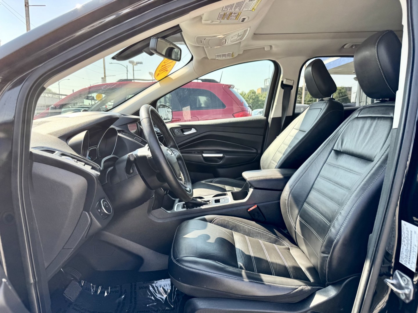 2018 BLACK Ford Escape Titanium FWD (1FMCU0J96JU) with an 2.0L L4 DOHC 16V engine, 6A transmission, located at 7600 S Western Ave., Chicago, IL, 60620, (773) 918-3980, 0.000000, 0.000000- Photo#8
