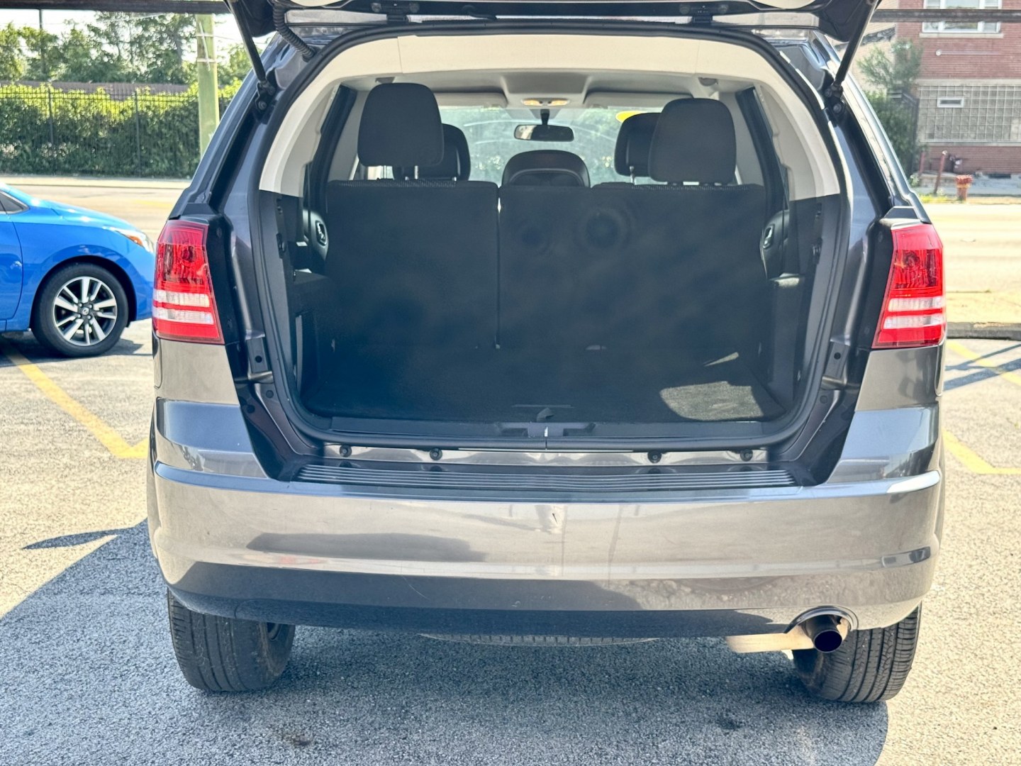 2017 GRAY Dodge Journey SE (3C4PDCAB6HT) with an 2.4L L4 DOHC 16V engine, 4A transmission, located at 7600 S Western Ave., Chicago, IL, 60620, (773) 918-3980, 0.000000, 0.000000- Photo#4