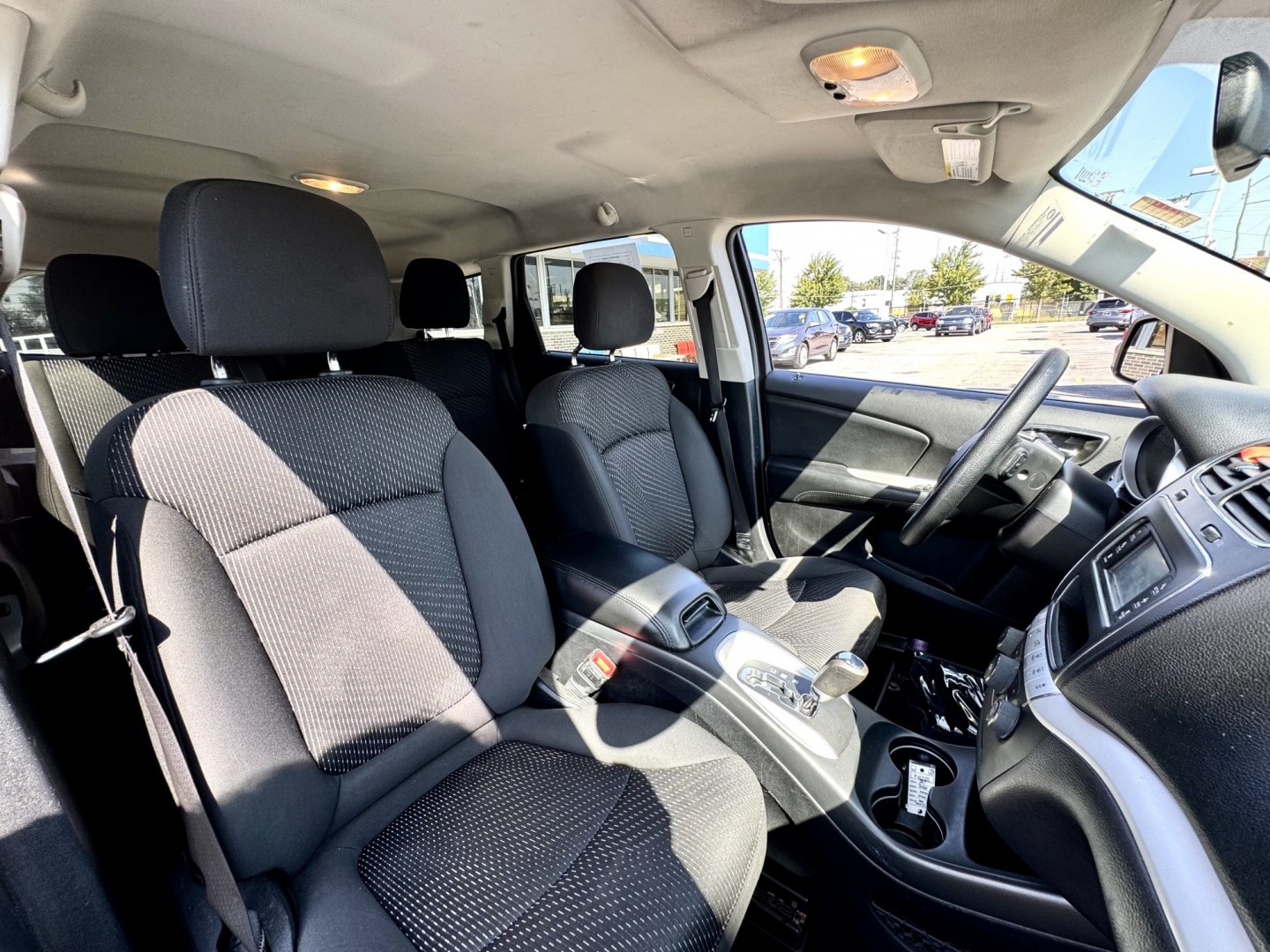 2017 GRAY Dodge Journey SE (3C4PDCAB6HT) with an 2.4L L4 DOHC 16V engine, 4A transmission, located at 7600 S Western Ave., Chicago, IL, 60620, (773) 918-3980, 0.000000, 0.000000- Photo#11