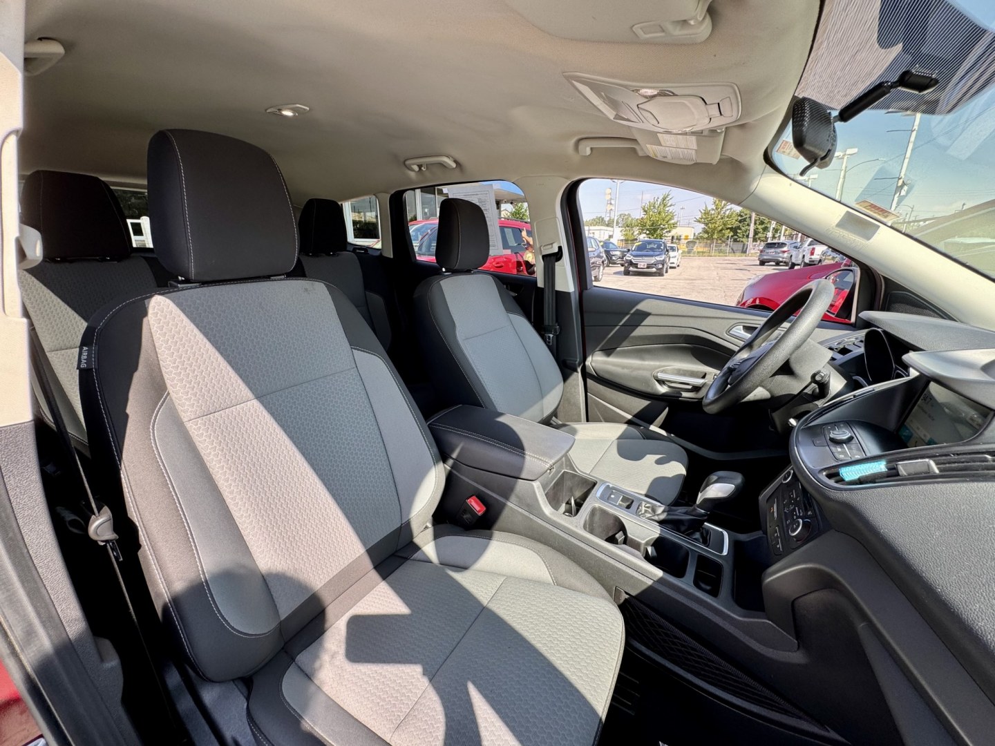 2019 RED Ford Escape SE 4WD (1FMCU9GDXKU) with an 1.5L L4 DOHC 16V engine, 6A transmission, located at 7600 S Western Ave., Chicago, IL, 60620, (773) 918-3980, 0.000000, 0.000000- Photo#11
