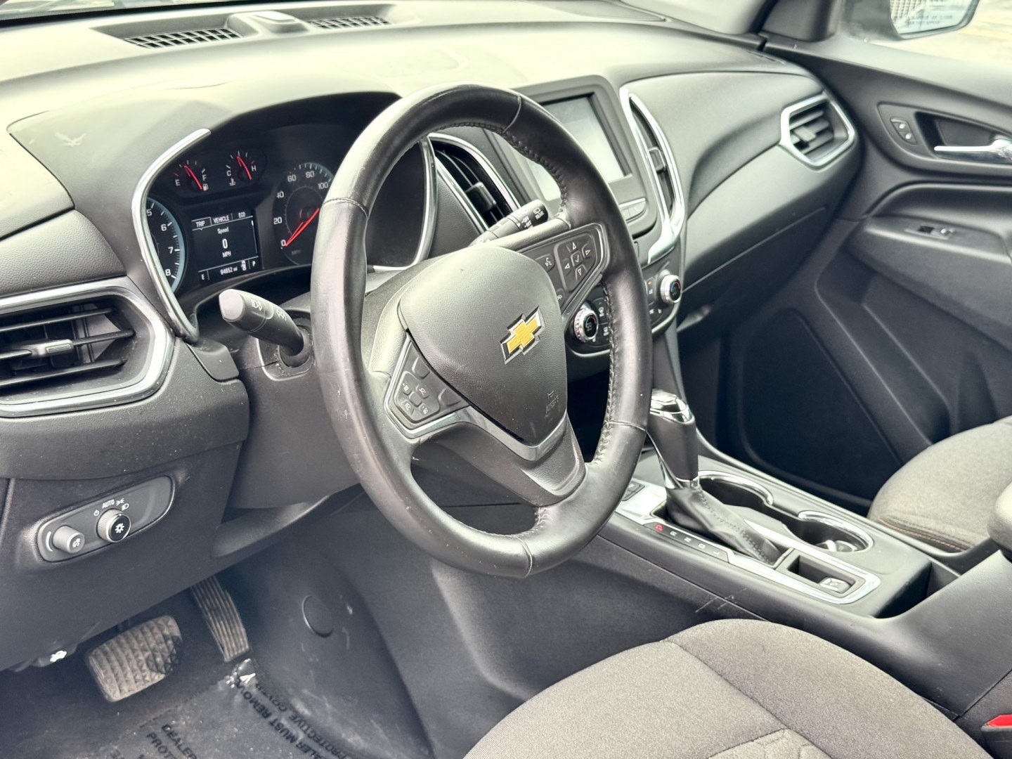 2018 BLACK Chevrolet Equinox LT AWD (2GNAXTEX5J6) with an 2.0L L4 DOHC 16V TURBO engine, 6A transmission, located at 7600 S Western Ave., Chicago, IL, 60620, (773) 918-3980, 0.000000, 0.000000- Photo#5