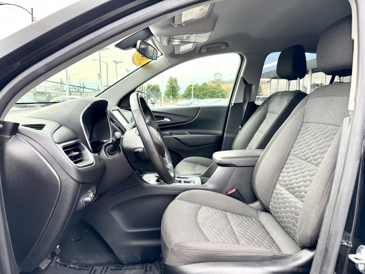 2018 BLACK Chevrolet Equinox LT AWD (2GNAXTEX5J6) with an 2.0L L4 DOHC 16V TURBO engine, 6A transmission, located at 7600 S Western Ave., Chicago, IL, 60620, (773) 918-3980, 0.000000, 0.000000- Photo#7