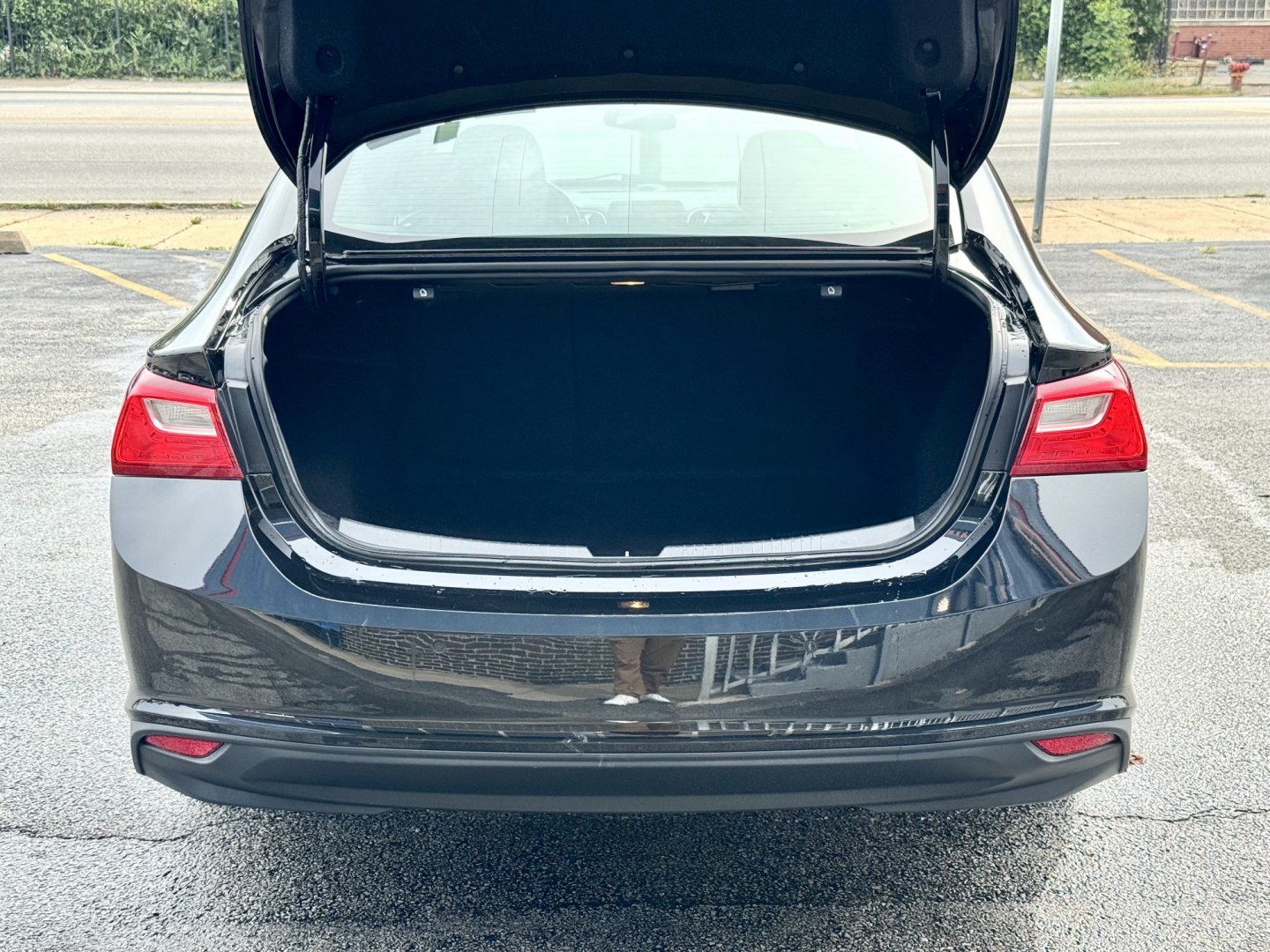 2023 BLACK Chevrolet Malibu 1LT (1G1ZD5ST7PF) with an 1.5L L4 DOHC 16V engine, 6A transmission, located at 7600 S Western Ave., Chicago, IL, 60620, (773) 918-3980, 0.000000, 0.000000- Photo#4