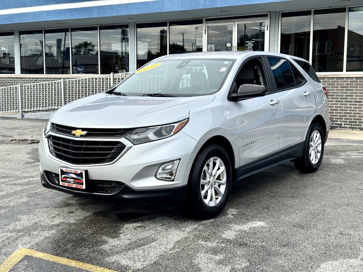 2020 SILVER Chevrolet Equinox LS 2WD (3GNAXHEVXLS) with an 1.5L L4 DIR DOHC 16V TURBO engine, 6A transmission, located at 7600 S Western Ave., Chicago, IL, 60620, (773) 918-3980, 0.000000, 0.000000- Photo#2