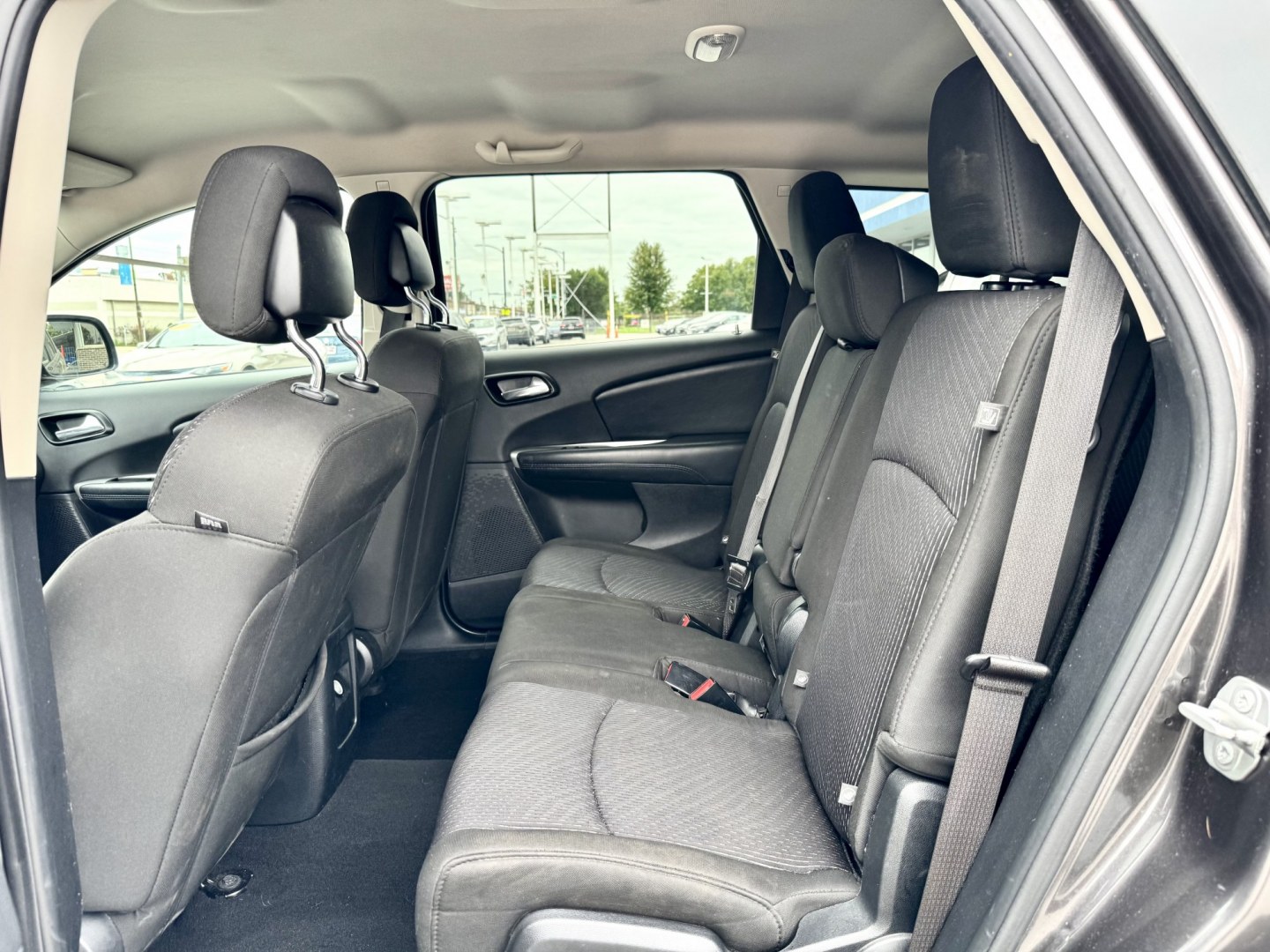 2020 GRAY Dodge Journey SE Value (3C4PDCAB1LT) with an 2.4L L4 DOHC 16V engine, 6A transmission, located at 7600 S Western Ave., Chicago, IL, 60620, (773) 918-3980, 0.000000, 0.000000- Photo#8