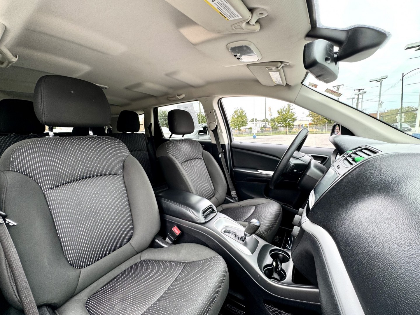 2020 GRAY Dodge Journey SE Value (3C4PDCAB1LT) with an 2.4L L4 DOHC 16V engine, 6A transmission, located at 7600 S Western Ave., Chicago, IL, 60620, (773) 918-3980, 0.000000, 0.000000- Photo#13