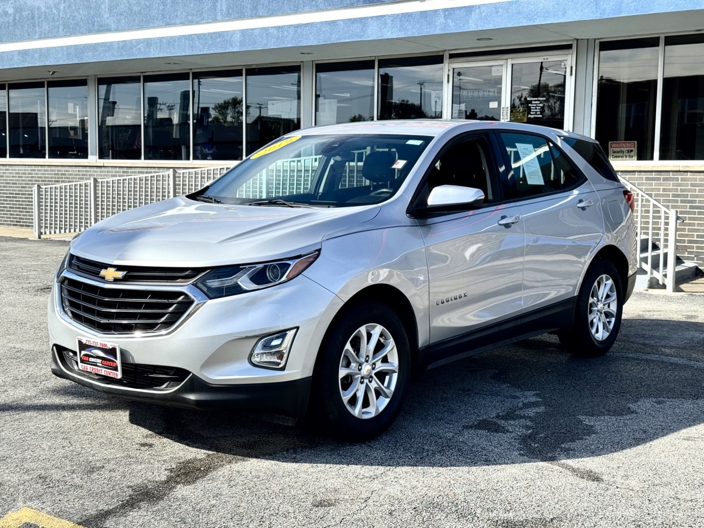 2019 SILVER Chevrolet Equinox LT 2WD (2GNAXJEV5K6) with an 1.5L L4 DIR DOHC 16V TURBO engine, 6A transmission, located at 7600 S Western Ave., Chicago, IL, 60620, (773) 918-3980, 0.000000, 0.000000- Photo#2