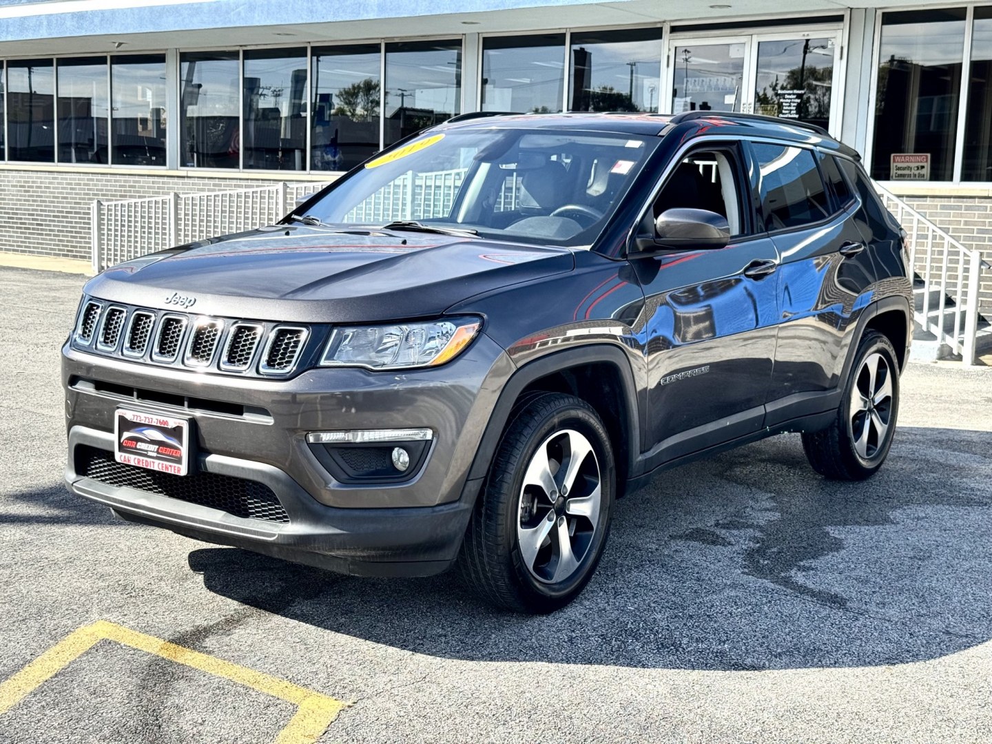 2019 GRAY Jeep Compass Sport 4WD (3C4NJDBB1KT) with an 2.4L L4 DOHC 16V engine, located at 7600 S Western Ave., Chicago, IL, 60620, (773) 918-3980, 0.000000, 0.000000- Photo#2
