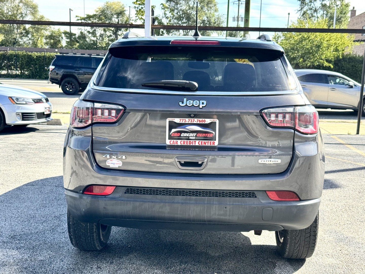 2019 GRAY Jeep Compass Sport 4WD (3C4NJDBB1KT) with an 2.4L L4 DOHC 16V engine, located at 7600 S Western Ave., Chicago, IL, 60620, (773) 918-3980, 0.000000, 0.000000- Photo#3