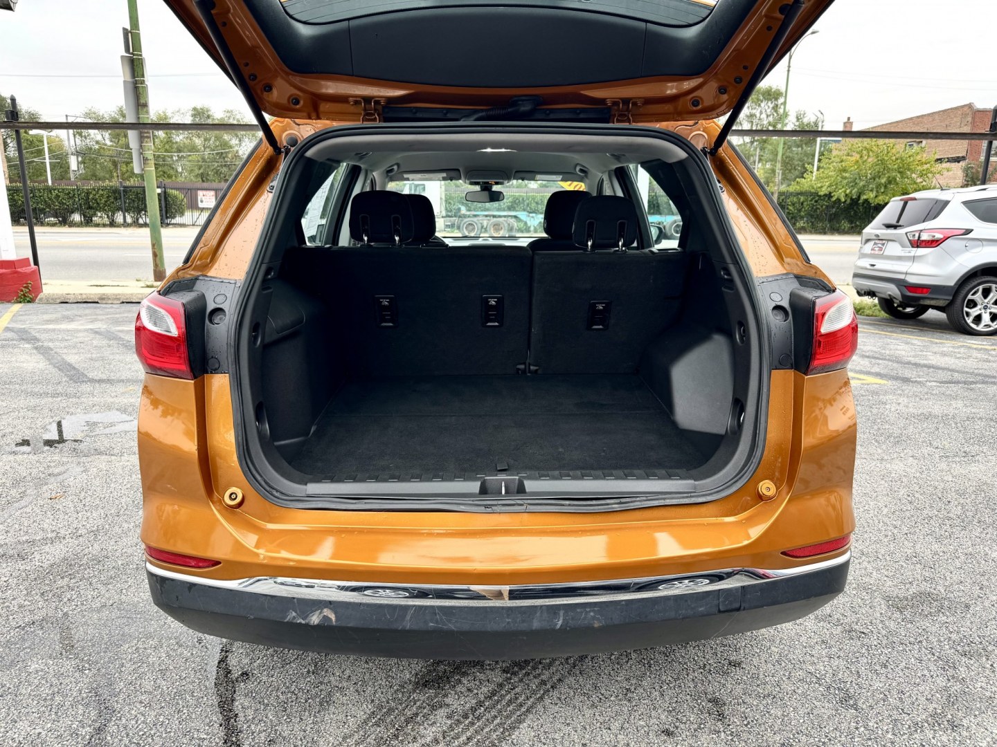 2018 ORANGE Chevrolet Equinox LS AWD (2GNAXREV7J6) with an 1.5L L4 DIR DOHC 16V TURBO engine, 6A transmission, located at 7600 S Western Ave., Chicago, IL, 60620, (773) 918-3980, 0.000000, 0.000000- Photo#4