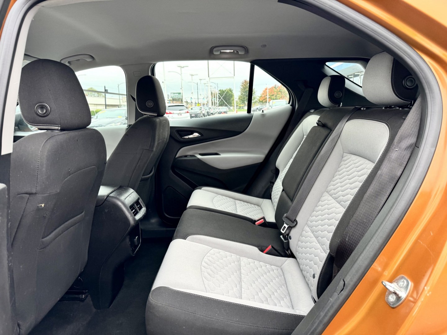 2018 ORANGE Chevrolet Equinox LS AWD (2GNAXREV7J6) with an 1.5L L4 DIR DOHC 16V TURBO engine, 6A transmission, located at 7600 S Western Ave., Chicago, IL, 60620, (773) 918-3980, 0.000000, 0.000000- Photo#8